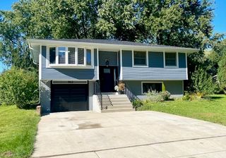 912 Cornell Lane, Schaumburg, IL 60193