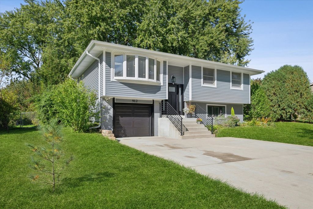 912 Cornell Lane, Schaumburg, IL 60193 — photo 2