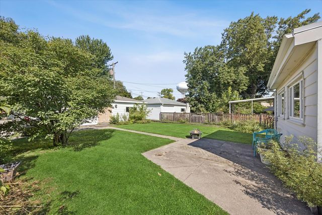 3922 Elm Avenue, Brookfield, IL 60513