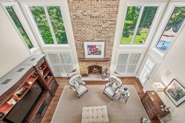 554 W Rosiland Drive N, Palatine, IL 60074