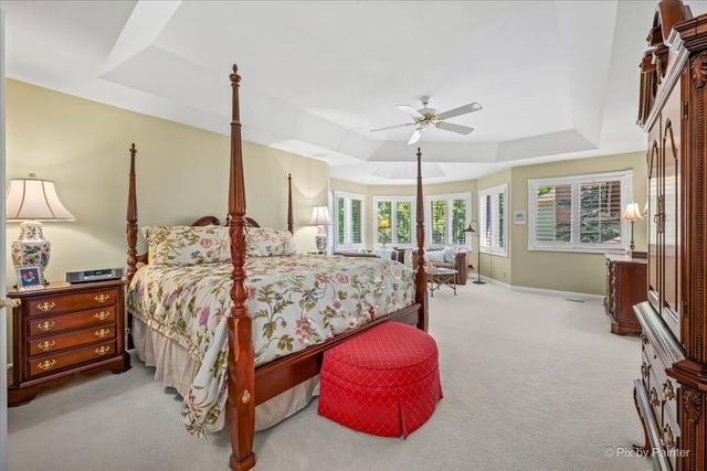 554 W Rosiland Drive N, Palatine, IL 60074