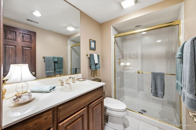 554 W Rosiland Drive N, Palatine, IL 60074