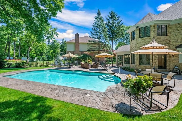 554 W Rosiland Drive N, Palatine, IL 60074