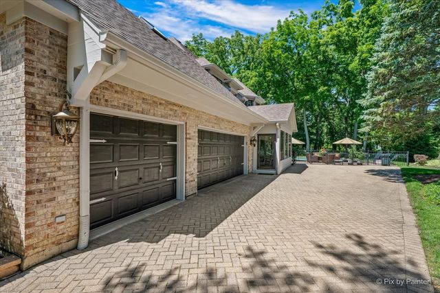 554 W Rosiland Drive N, Palatine, IL 60074