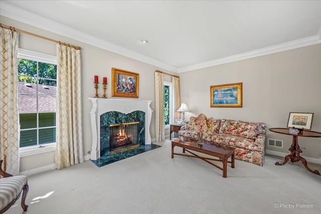 554 W Rosiland Drive N, Palatine, IL 60074