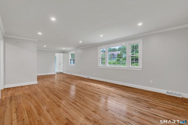 74 Summerset Drive, East Hartford, CT 06118