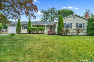74 Summerset Drive, East Hartford, CT 06118