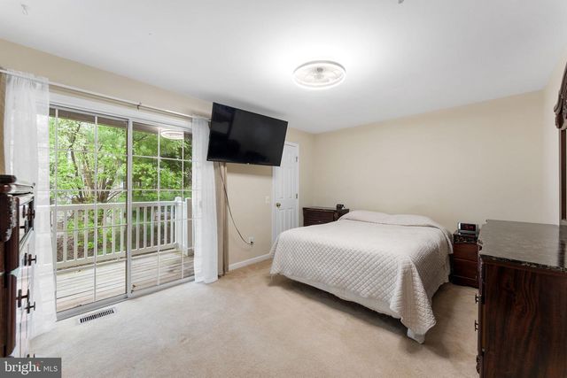 46930 COURTYARD SQ, Sterling, VA 20164