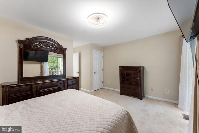 46930 COURTYARD SQ, Sterling, VA 20164