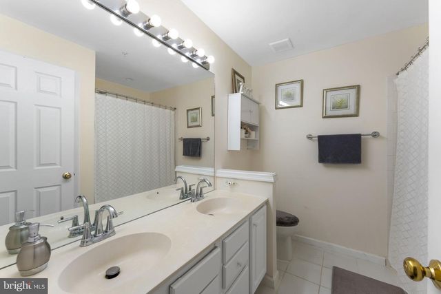 46930 COURTYARD SQ, Sterling, VA 20164