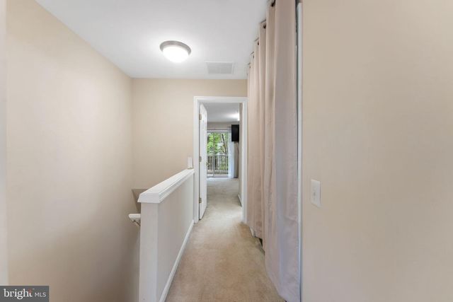 46930 COURTYARD SQ, Sterling, VA 20164