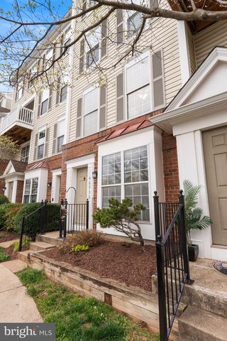 46930 COURTYARD SQ, Sterling, VA 20164