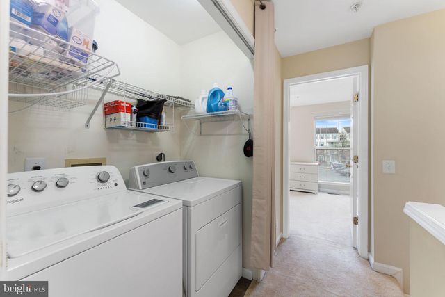 46930 COURTYARD SQ, Sterling, VA 20164