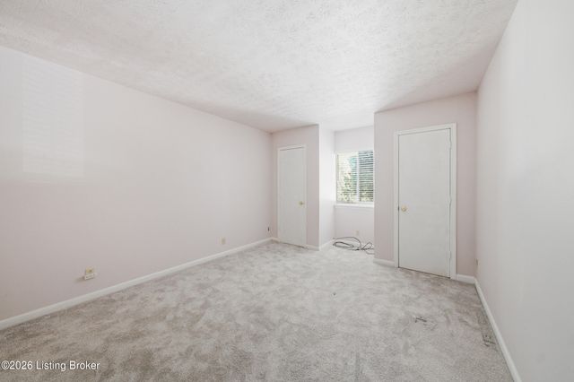 1935 Gardiner Ln APT F89, Louisville, KY 40205