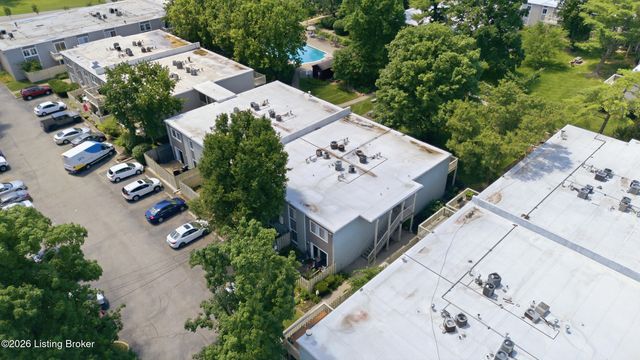 1935 Gardiner Ln APT F89, Louisville, KY 40205