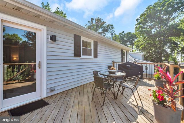 412 BAY CITY RD, Stevensville, MD 21666