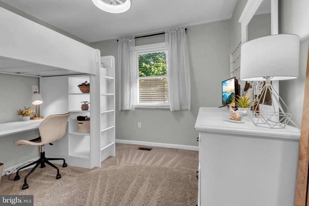 Image 23 of property listing at 412 BAY CITY RD, Stevensville, MD 21666
