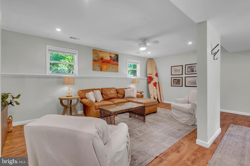 Image 27 of property listing at 412 BAY CITY RD, Stevensville, MD 21666