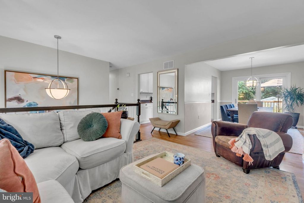 Image 6 of property listing at 412 BAY CITY RD, Stevensville, MD 21666