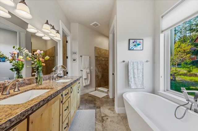 11198 Pittsburg Mine Rd, Nevada City, CA 95959