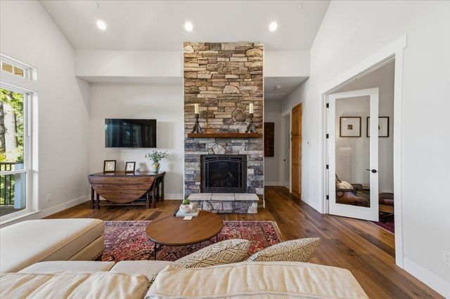 11198 Pittsburg Mine Rd, Nevada City, CA 95959