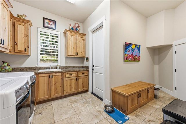 11198 Pittsburg Mine Rd, Nevada City, CA 95959