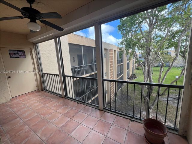 8401 SW 107th Ave 322E, Miami, FL 33173