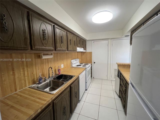 8401 SW 107th Ave 322E, Miami, FL 33173