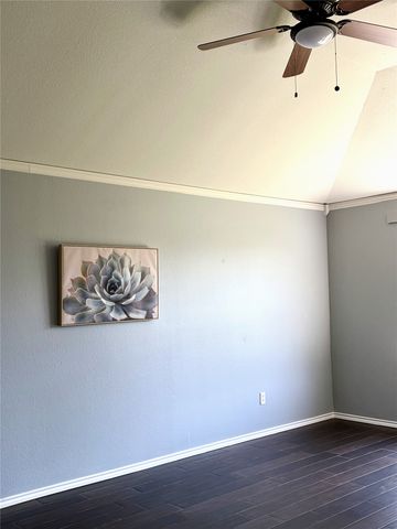 4128 Gladney Lane, Fort Worth, TX 76244