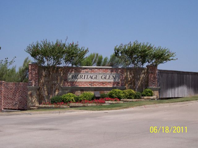 4128 Gladney Lane, Fort Worth, TX 76244