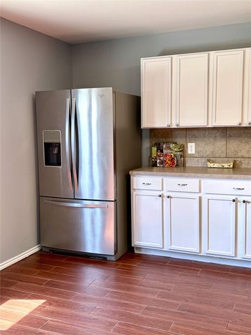 4128 Gladney Lane, Fort Worth, TX 76244