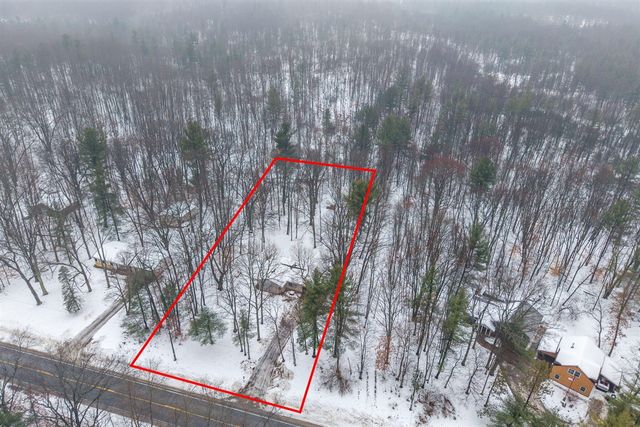 23020 13 Mile Road, Big Rapids, MI 49307