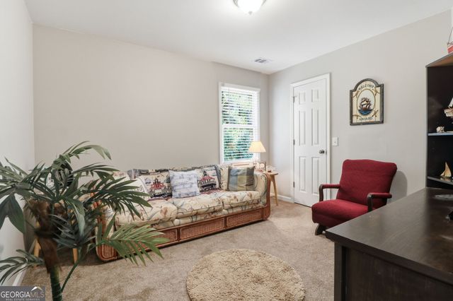 6292 Woodlore Drive NW, Acworth, GA 30101