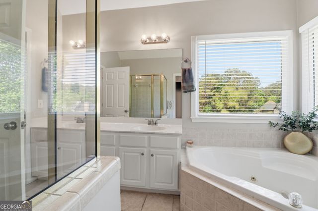 6292 Woodlore Drive NW, Acworth, GA 30101