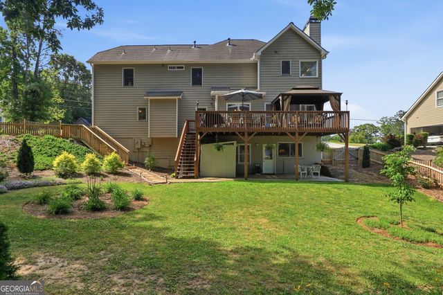 6292 Woodlore Drive NW, Acworth, GA 30101