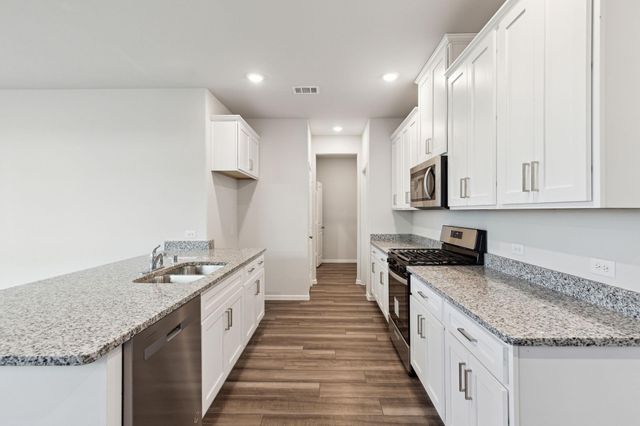 1111 Novelle Bend Drive, Huffman, TX 77336