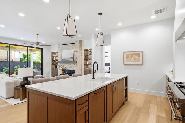 2301 Westworth CIR, Austin, TX 78704
