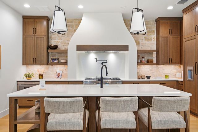 2301 Westworth CIR, Austin, TX 78704