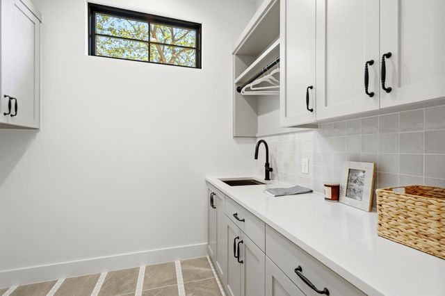 2301 Westworth CIR, Austin, TX 78704