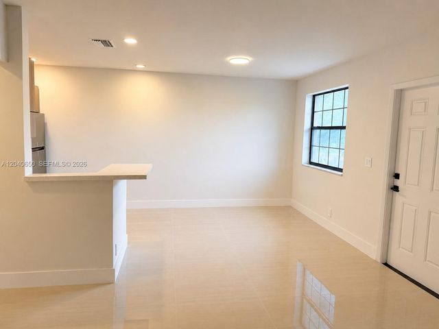 2830 Coral Springs Dr 2830, Coral Springs, FL 33065