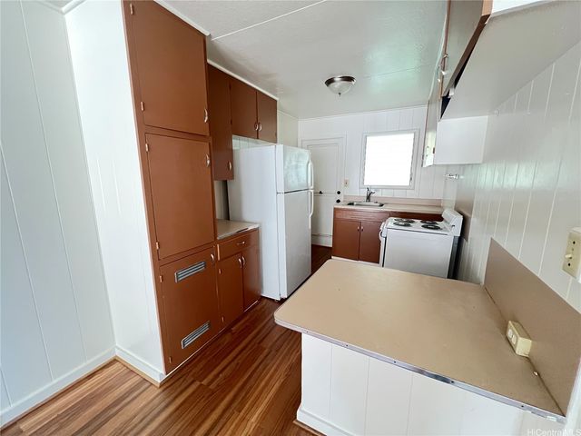 1231 Alexander Street D, Honolulu, HI 96826