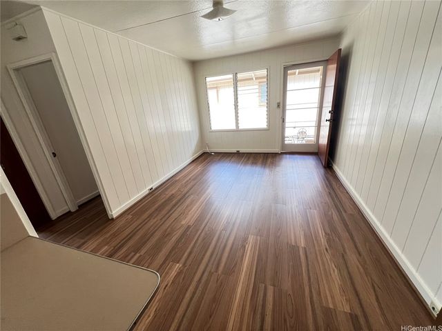 1231 Alexander Street D, Honolulu, HI 96826