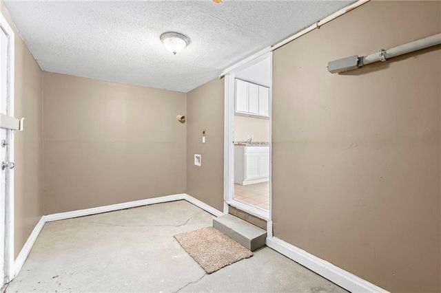 3633 Norton Avenue, Kansas City, MO 64127