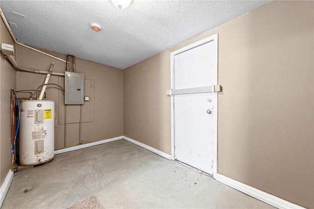 3633 Norton Avenue, Kansas City, MO 64127