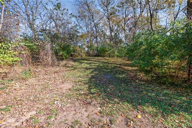 3633 Norton Avenue, Kansas City, MO 64127