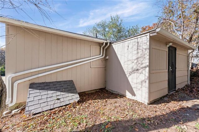 3633 Norton Avenue, Kansas City, MO 64127