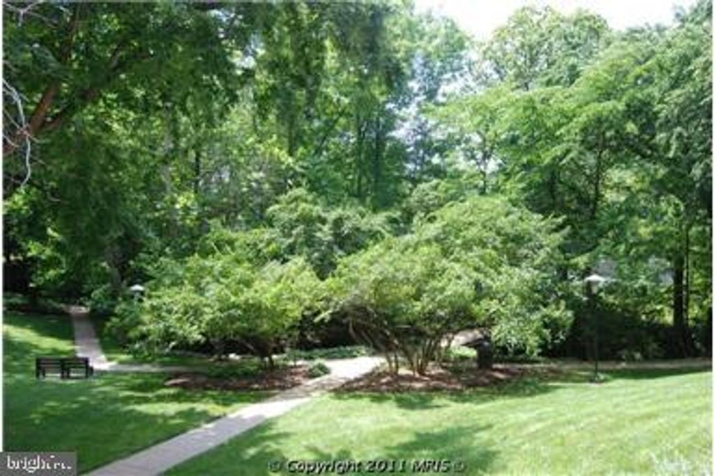 Image 56 of property listing at 10201 GROSVENOR PL #1009, Rockville, MD 20852