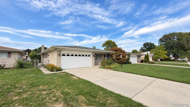 33439 Elgin Court, Sterling Heights, MI 48310