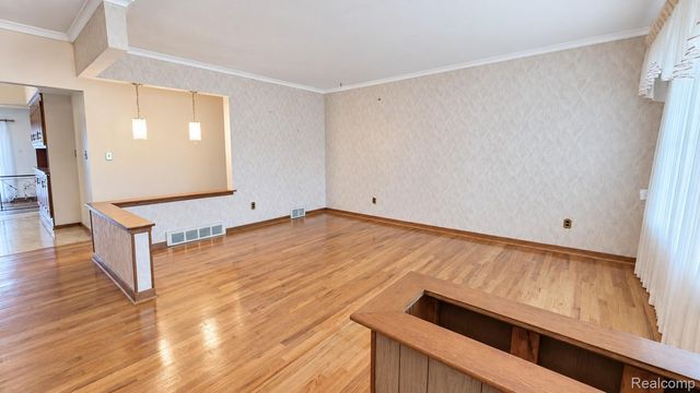 33439 Elgin Court, Sterling Heights, MI 48310