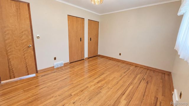 33439 Elgin Court, Sterling Heights, MI 48310